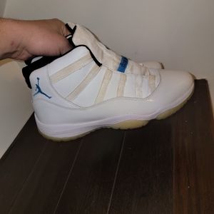 Jordan 11